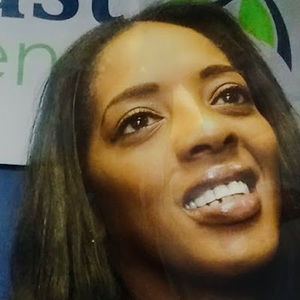 Meet your Posher, Yolanda
